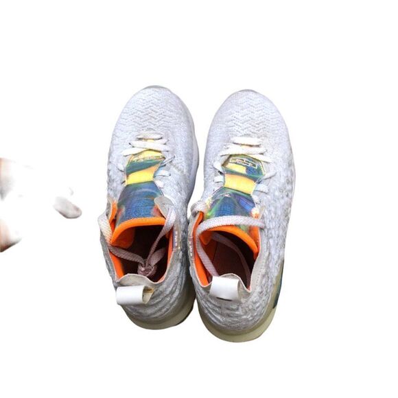 Rare 2019 Nike Lebron 17 BG 'Future Air' Size 6.5 - Picture 2 of 16